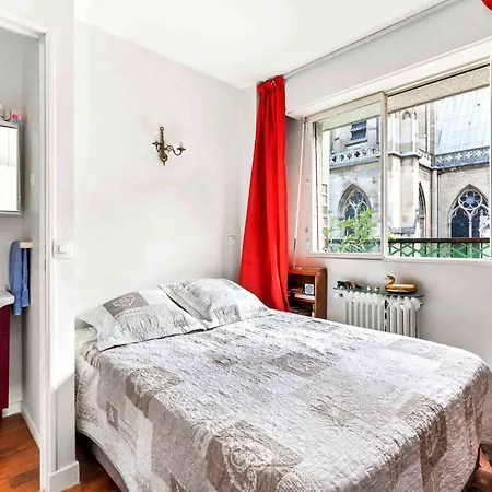 Appartement Invalides Vue Tour Eiffel Duplex *